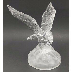 Cristal d'Arque Lead Crystal Bald Eagle Figurine 7.5 x 4.75 inch Made in France